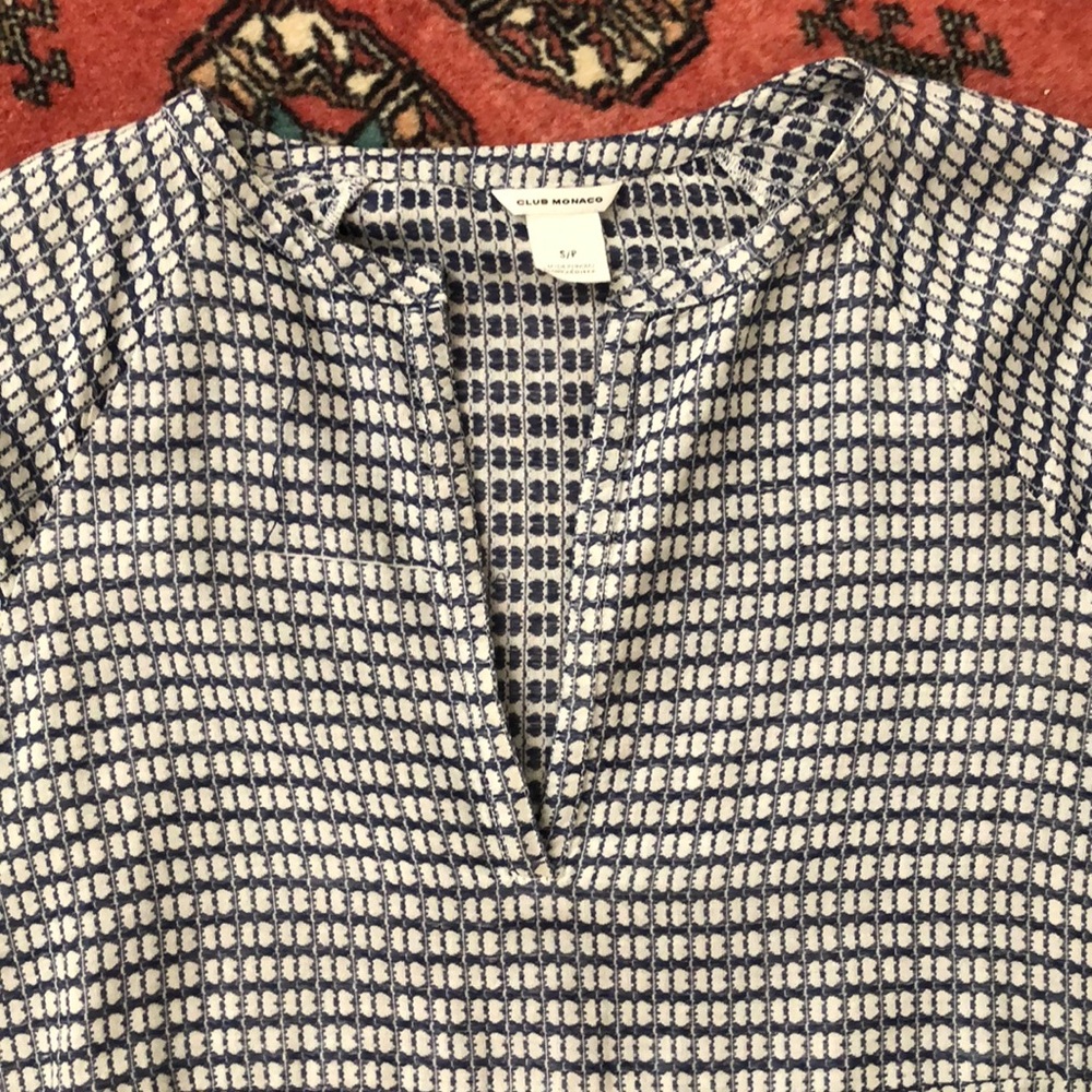 Club Monaco Sheelya Split Neck Top - Picture 7 of 11